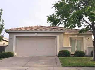 2066 Paul Courter Way, Sacramento, CA 95835