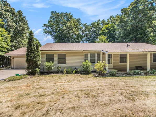 13412 84th Ave, Coopersville, MI 49404