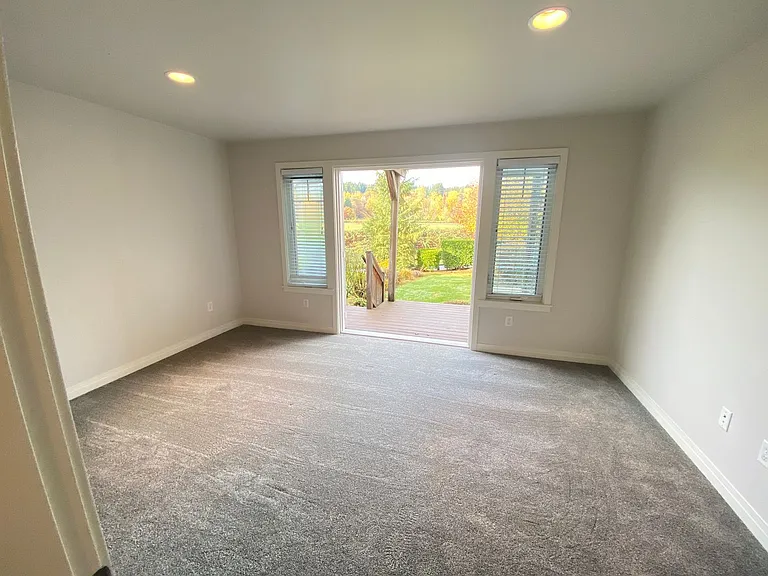 Villas at Woodinville — Photo 16