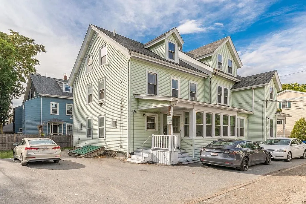 Building Photo - 109 Chestnut St