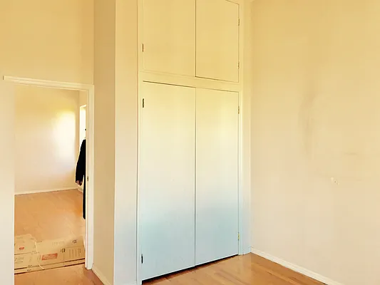 Rented by In Haus LLC | media 14