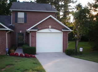 1335 Remington Grove Ln, Knoxville, TN 37909
