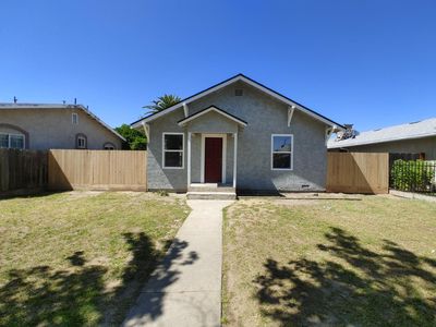 951 D St, Reedley, CA, 93654