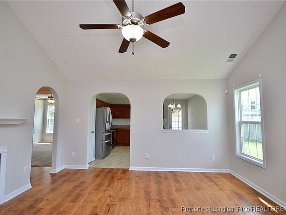 5th image of 152 Roanoke Dr