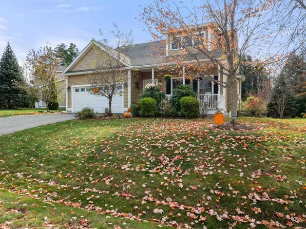 15 Carriage Lane, Laconia, NH 03246