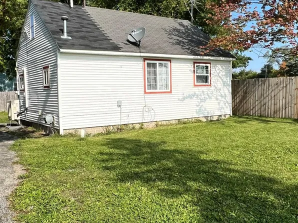 2221 Salt St, Saginaw, MI 48602