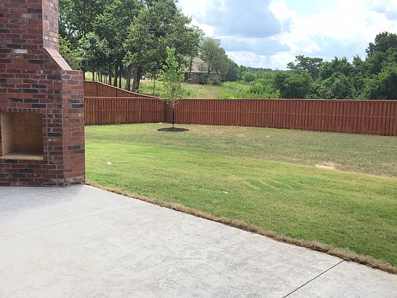 4th image of 1700 NW Angel Falls Rd