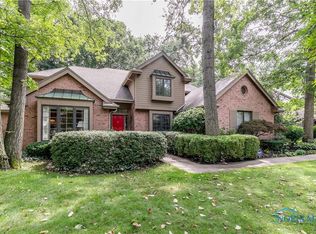 2718 Spring Water Dr, Toledo, OH 43617