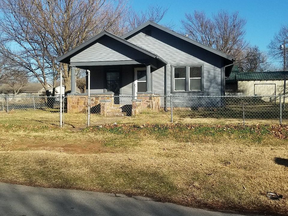 1st image of 615 N Bonita Ave