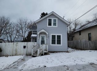 1715 S 9th St, Sheboygan, WI 53081