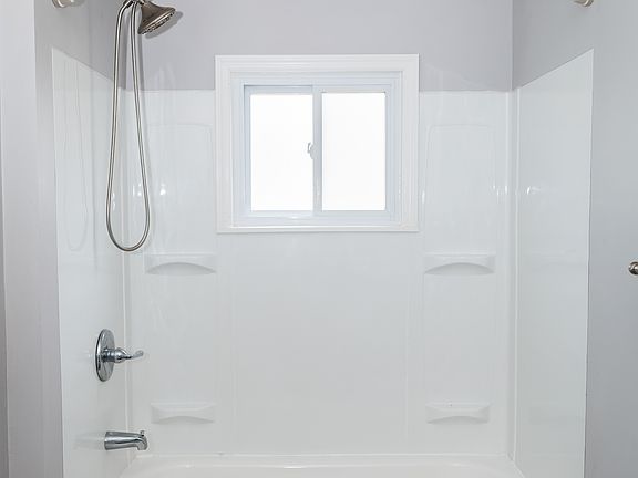 5th image of 1363 Frankstown Rd APT 1