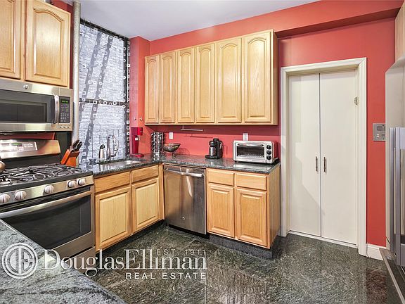2nd image of 839 W End Ave APT 5E