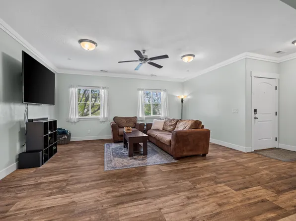 2001 N Crest Rd, Saratoga Springs, UT 84045