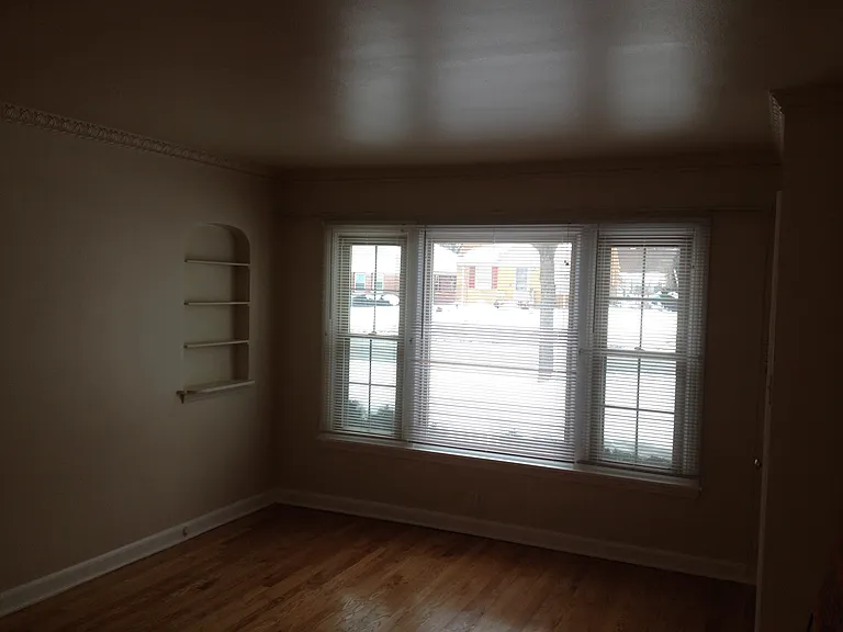 8911 W Center St #2 — Photo 6