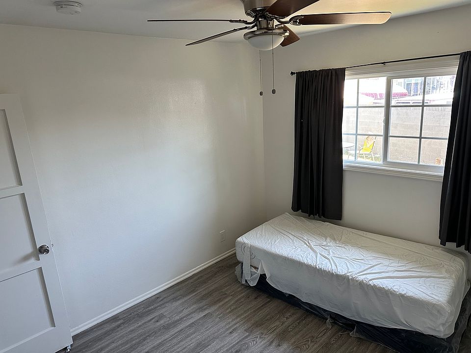1st image of 15306 El Camino Ave