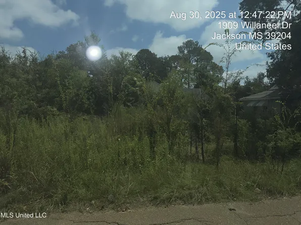 1904 Willaneel Dr, Jackson, MS 39204