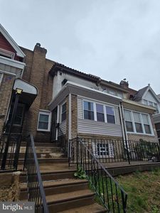 2005 S Redfield St, Philadelphia, PA, 19143