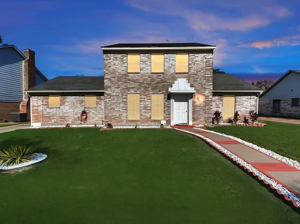 10011 Cantertrot Dr, Humble, TX 77338