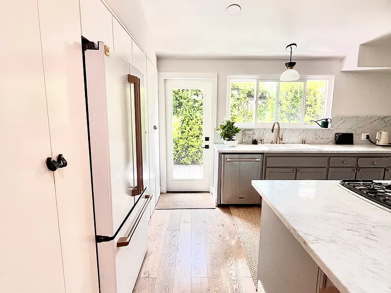 7055 Estrella De Mar Rd — Photo 12