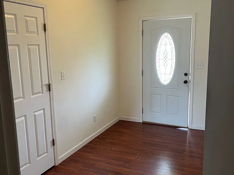 1123 Stonecrest Dr — Photo 21