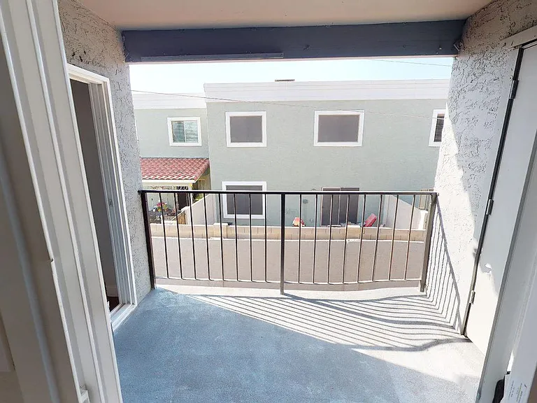 Aurora Villas — Photo 22