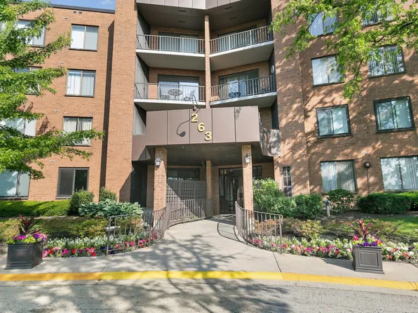 263 S Clubhouse Dr Unit 126, Palatine, IL 60074