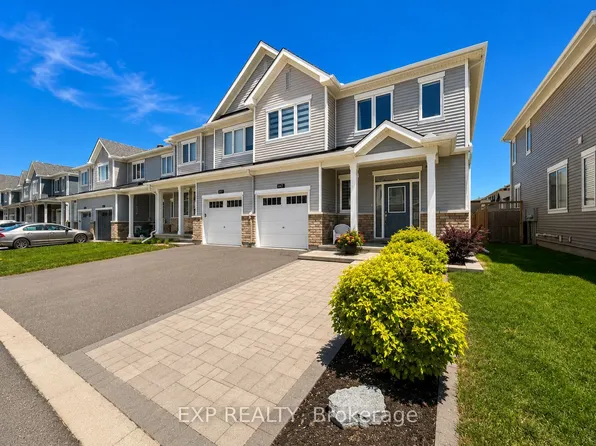 647 Crevier Walk, Ottawa, ON K1W 0M7