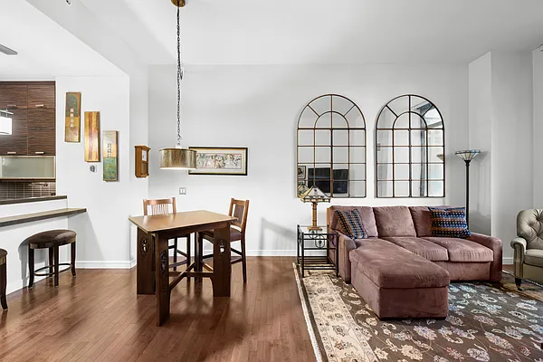 Sold by Compass | media 6