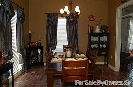 5th image of 177 Appletree Dr