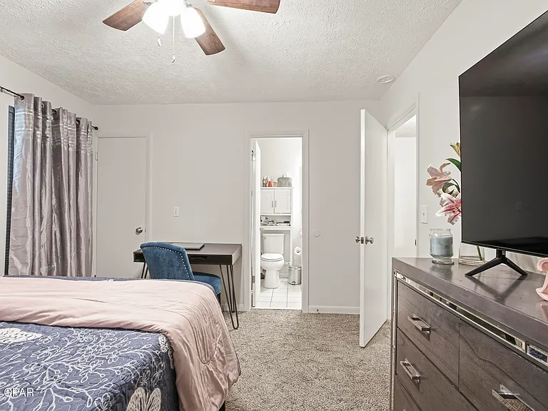 6519 Pridgen St — Photo 12