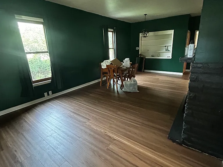 1437 W Bent Ave — Photo 6