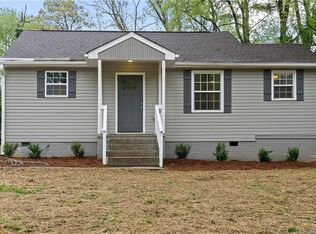 2327 Barringer Dr, Charlotte, NC 28208