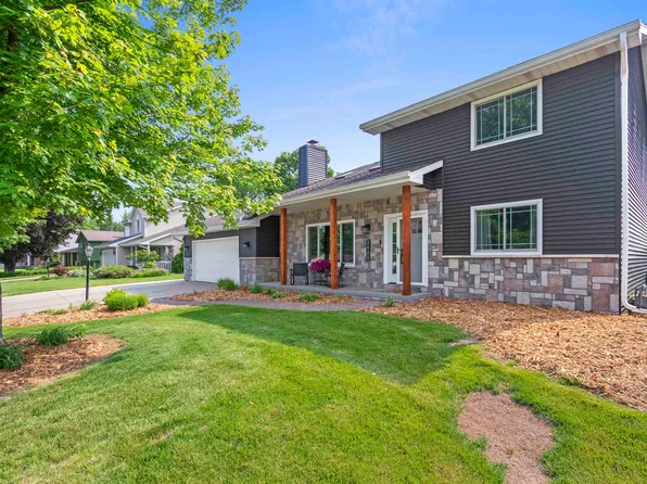 2401 Ingold Ct, Green Bay, WI 54313