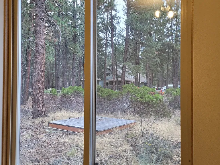 60227 Ochoco Cir — Photo 12
