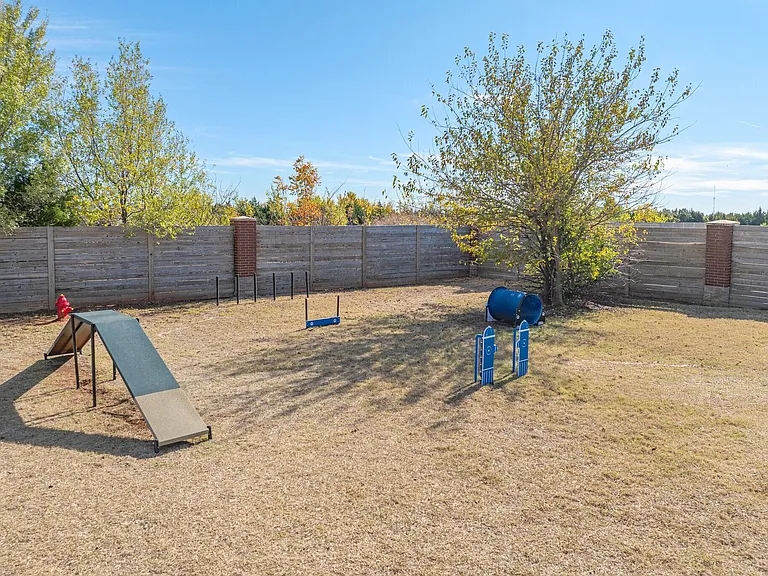 Edmond at Twenty500 Apartments — Photo 51