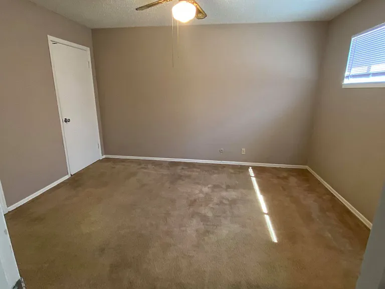 2901 Helena Ave — Photo 35