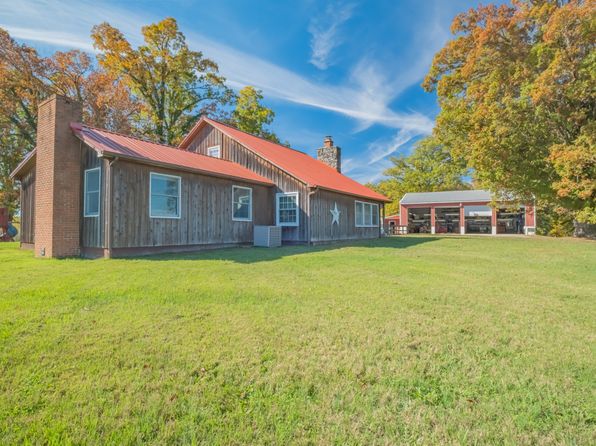 540 Powell Hollow Rd, Tullahoma, TN 37388