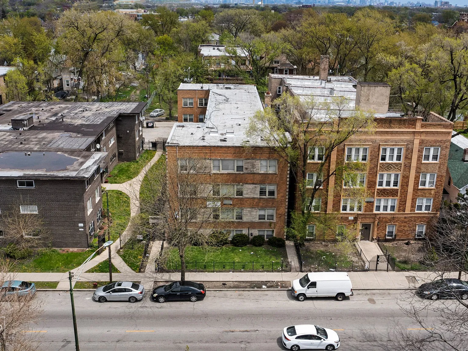 729 N Central — Photo 2