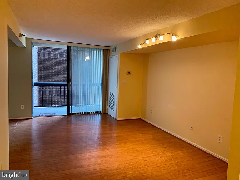 7401 Westlake Ter #610 — Photo 8