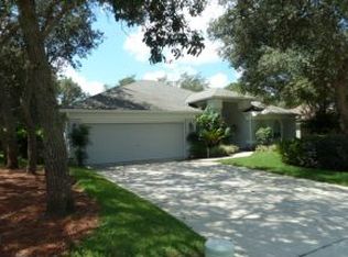 8 Highwood Path, Homosassa, FL 34446