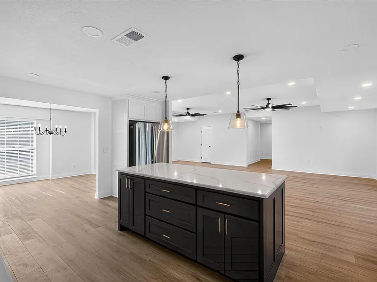 2808 Woodland Dr — Photo 9