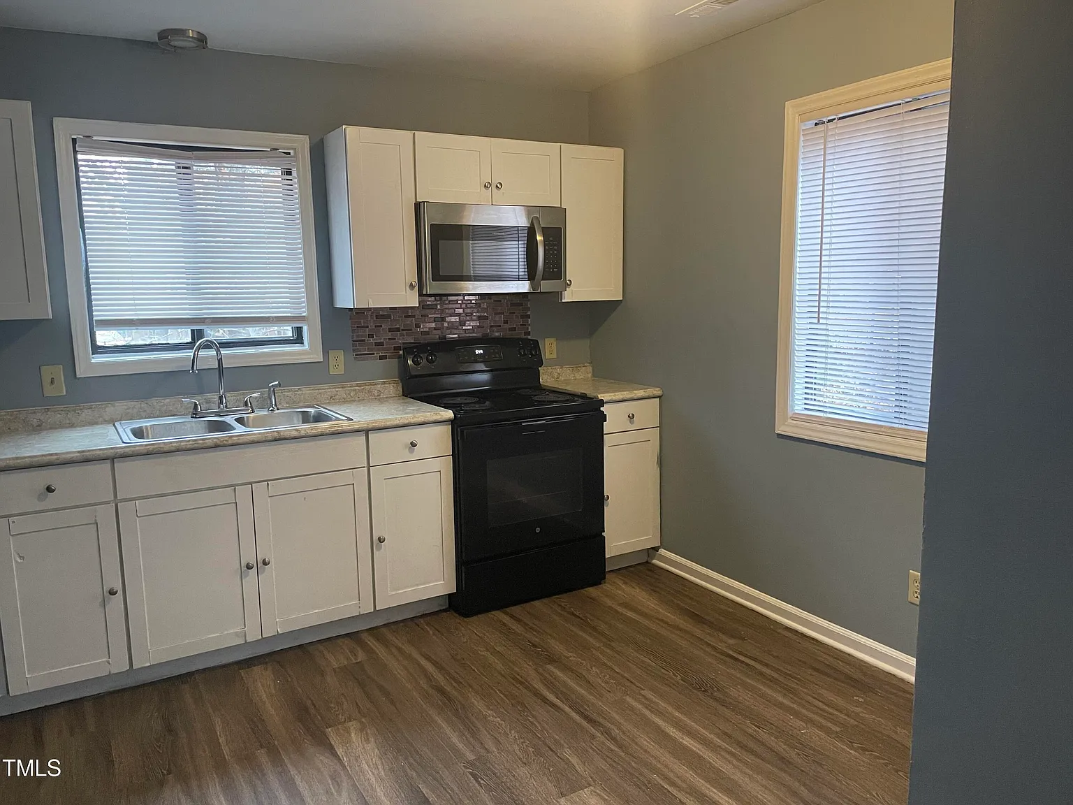 2 bed, 750 sqft, $1,315 — Photo 2