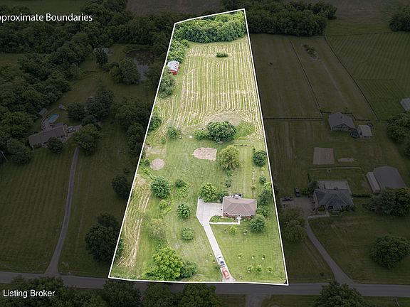 2nd image of 5241 Orphan Ln