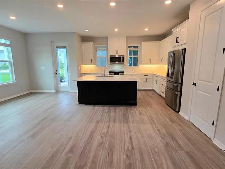 14768 Field Daisy Dr — Photo 11