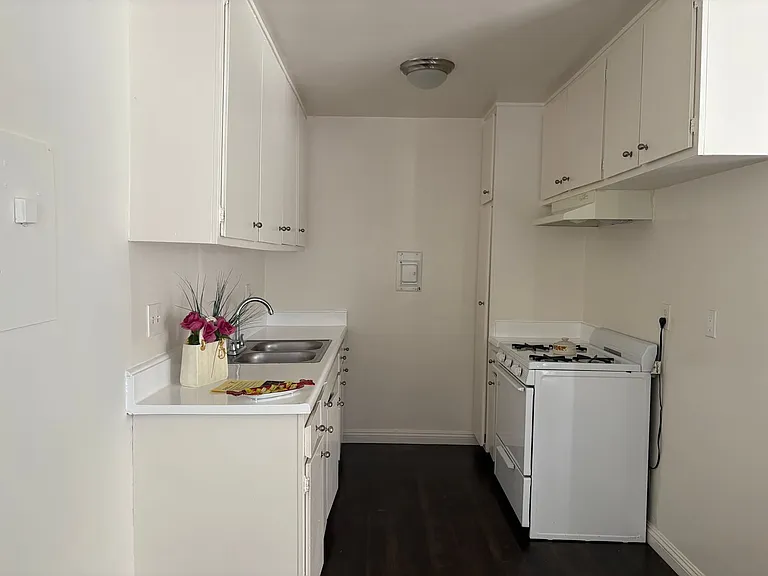 You New Home in North Hills Awaits! — Photo 43