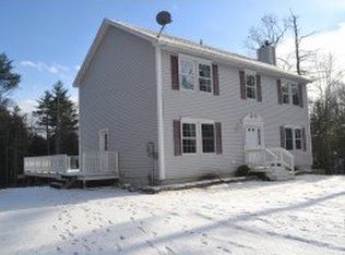 447 Beach Pond Rd, Wolfeboro, NH 03894