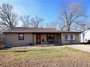 33 Bahama Ln, Camdenton, MO 65020