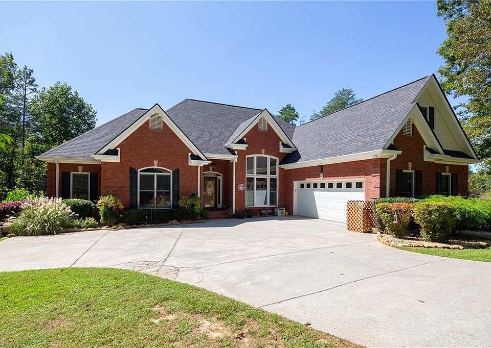 1st image of 189 Pigeon Creek Dr