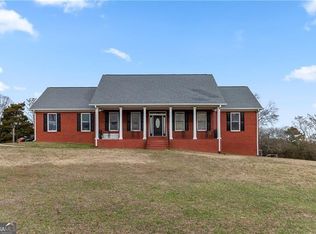 2984 Berry Rd, Loganville, GA 30052