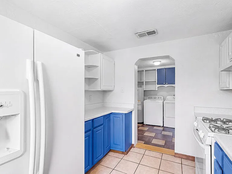 4920 La Cienega St NW — Photo 11